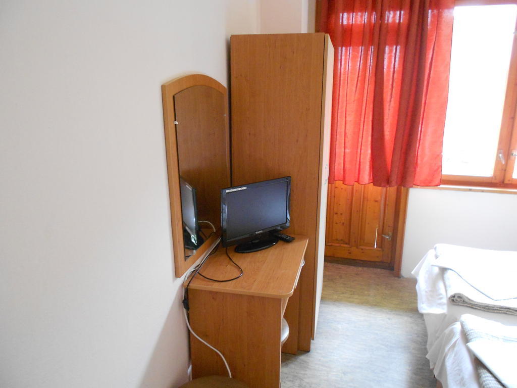 Nelly Guest House Sozopol Quarto foto